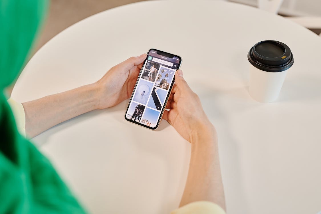 Imagem ilustrativa representando interação digitais